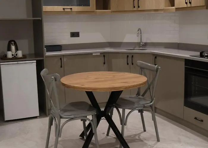 Premium With Modern And Comfortable Pool *