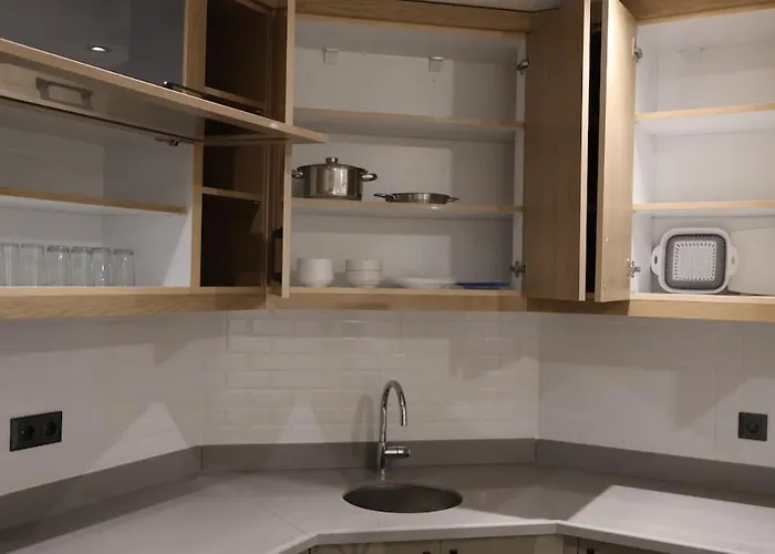 Premium With Modern And Comfortable Pool *